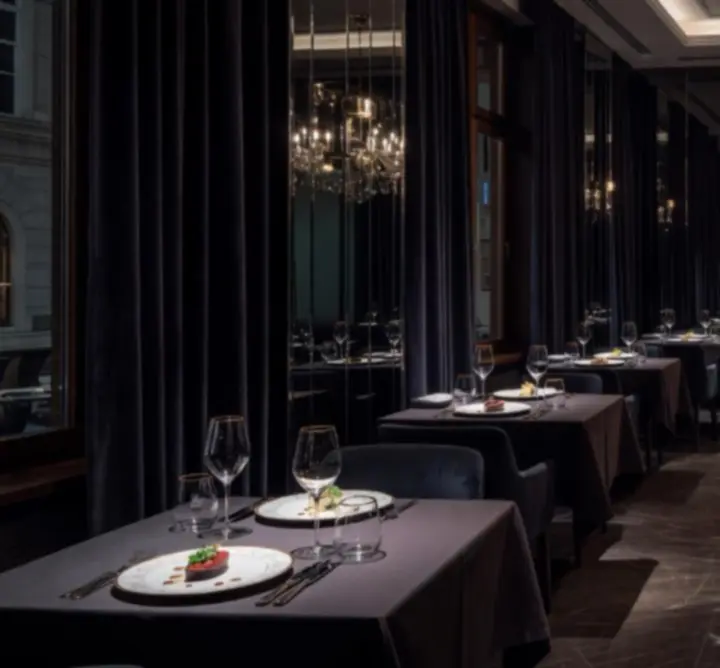 Sötétben ragyogó fine dining gasztronómiai terem a Program Center 365-ben